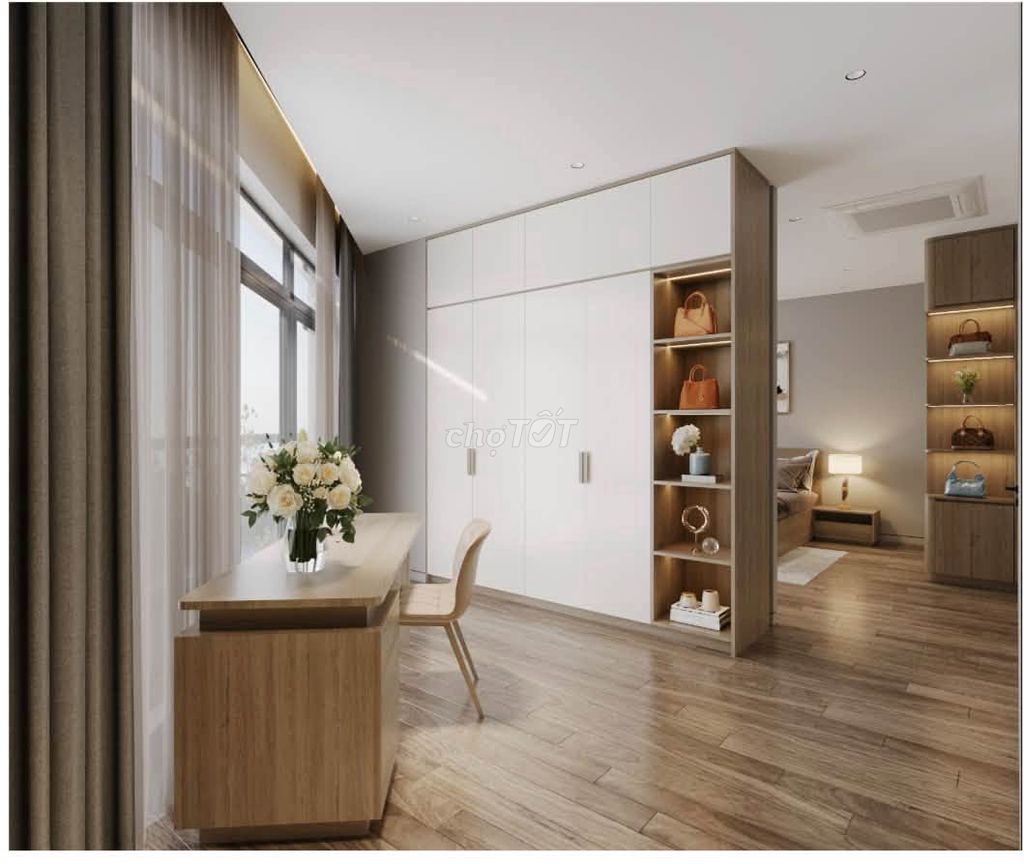 Hire the Royal Jewel Hotel Ocean Park a full interior