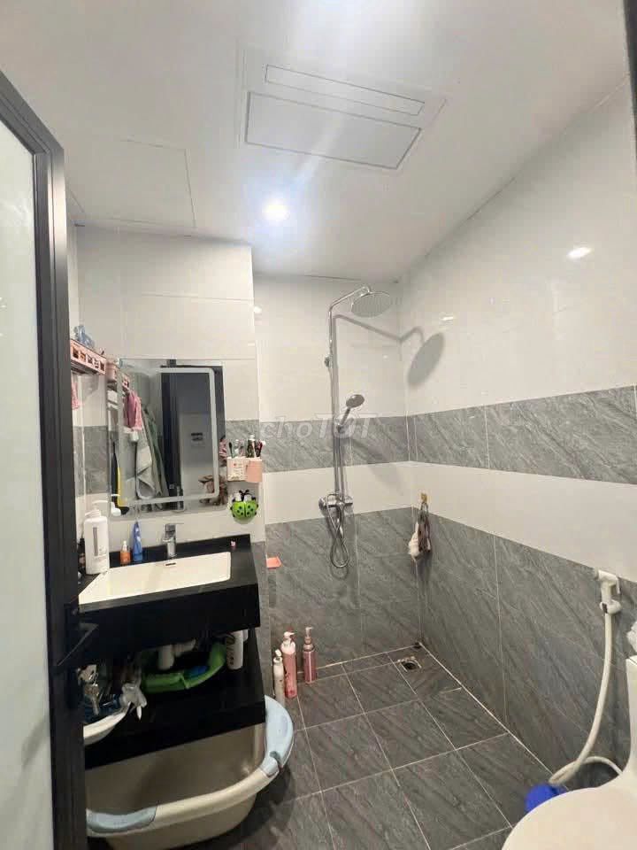 Rent 33 m2 x 5 floors, Nam Từ Liêm, Full interior