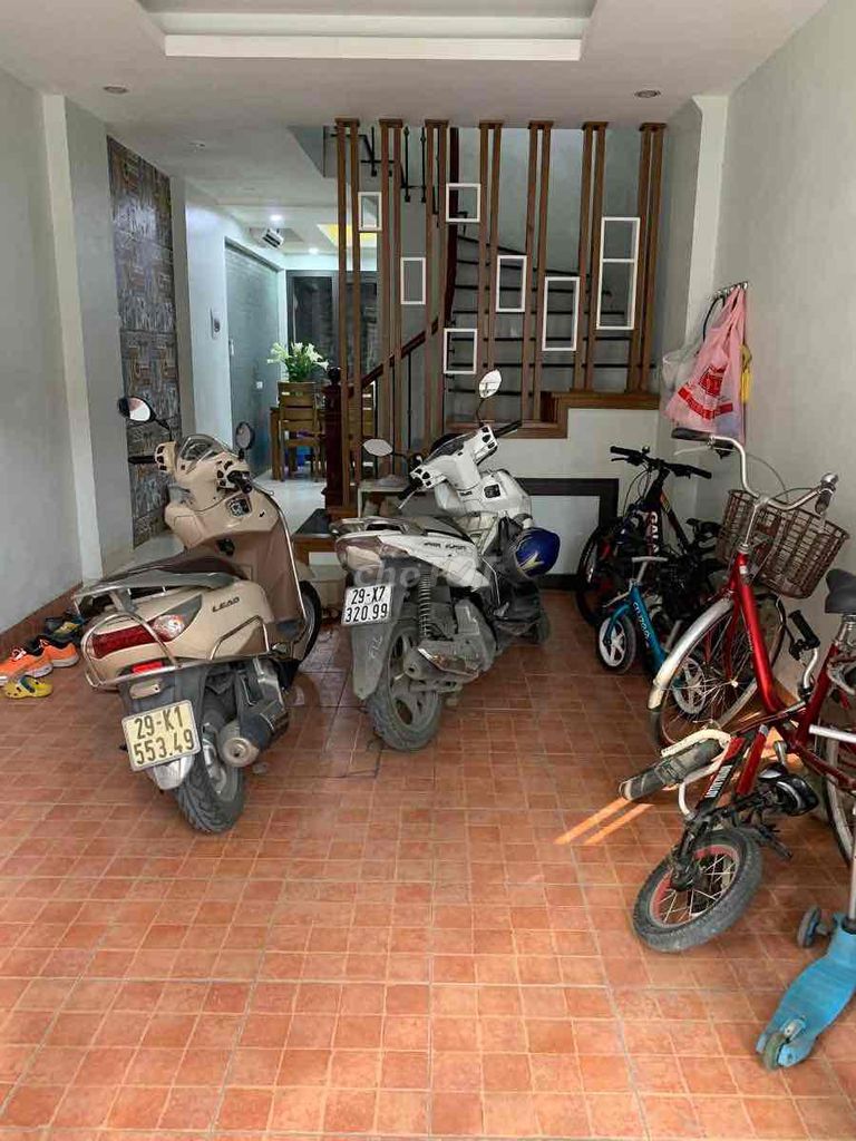 It's the owner of the Hoàng Hoa Thám Ba Đình 50 meters 5th floor bedroom 14 million