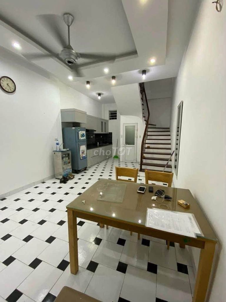Rent a building at 66 Jewels - 3 bedrooms - Full interior - 8 million