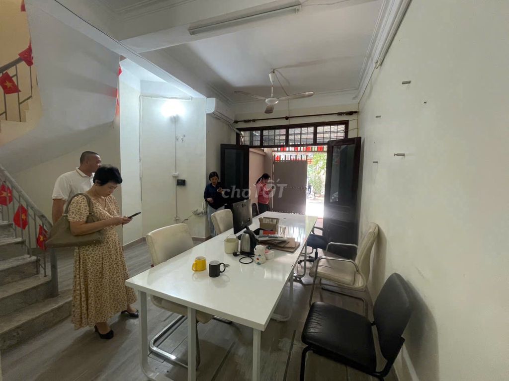 Kim Ngưu Thanh Nhàn private property area 60 m2 x2 t, 40 m2 yard, at 16 million