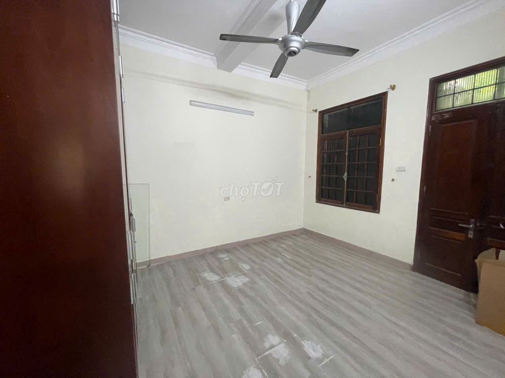 Kim Ngưu Thanh Nhàn private property area 60 m2 x2 t, 40 m2 yard, at 16 million