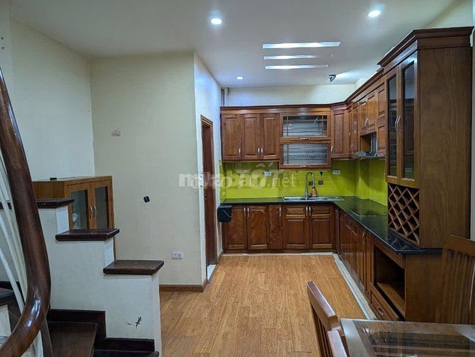 The 210 Hoàng Quốc Việt alley - area 50 m2 x 5 floors, 20 million/th