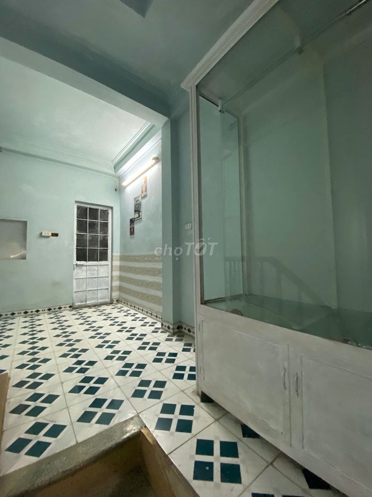 Home at 20 m2 x 4 floors