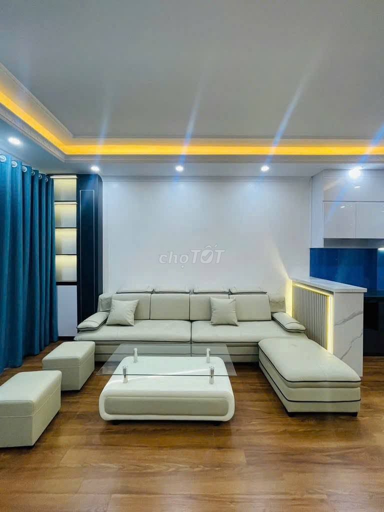 Rent a 7-story elevator, avoidable car, Thanh Trì
