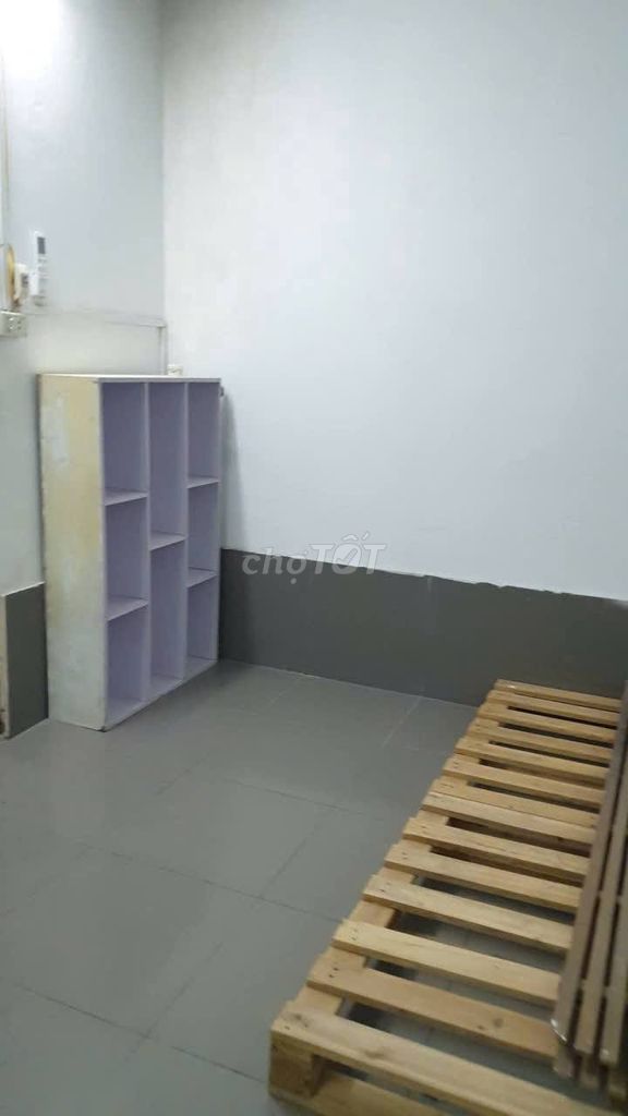 Rent a four-story Trương Định 8.5-million bedroom.