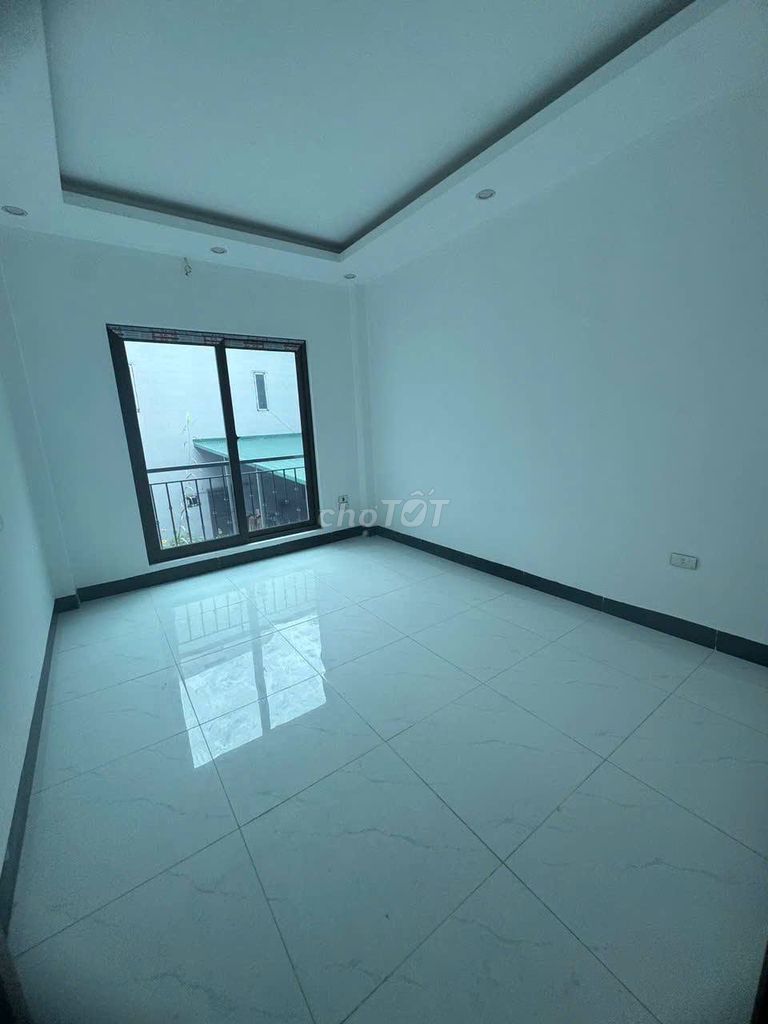 Rent the Common House, Tả Thanh Oai, 40 meters, 5 stories.