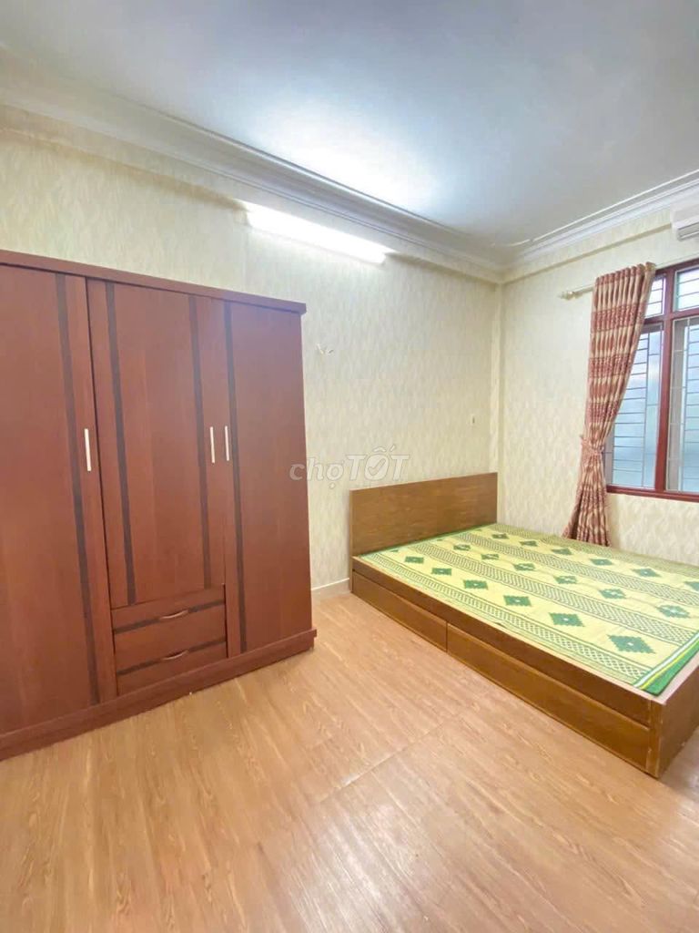 Rent the original four stories, 2 sleeping, Hoàng Mai, Hanoi