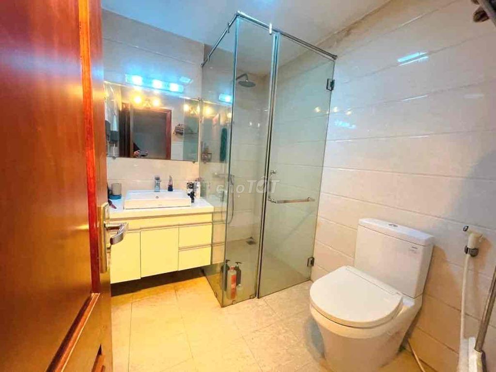 Rent an entire Cầu Giấy area 55 meters 4 4th floor bedroom full of 13 million