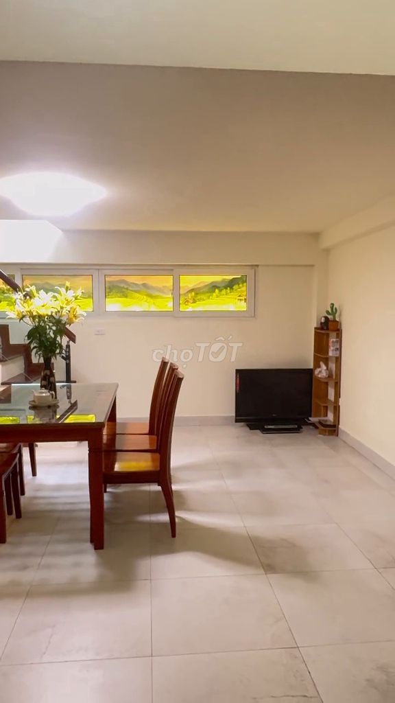 First floor, middle of the tower, nice house, newly fixed the Great Haven, Vạn Bảo, Ba Đình