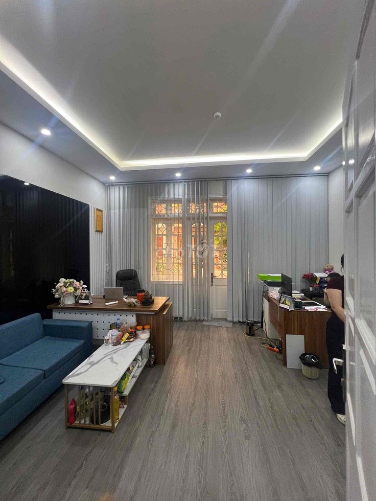 Inner Street rent, Cầu Giấy 75 meters2, 5 T 30 million