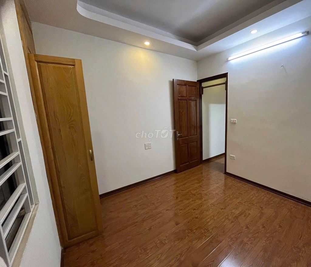 Rent the original Khương Đình, Thanh Xuân, 40 meters x 5 floors
