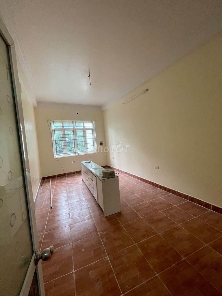 Renting 63 meters two, four stories, Tây Mỗ, avoiding cars.