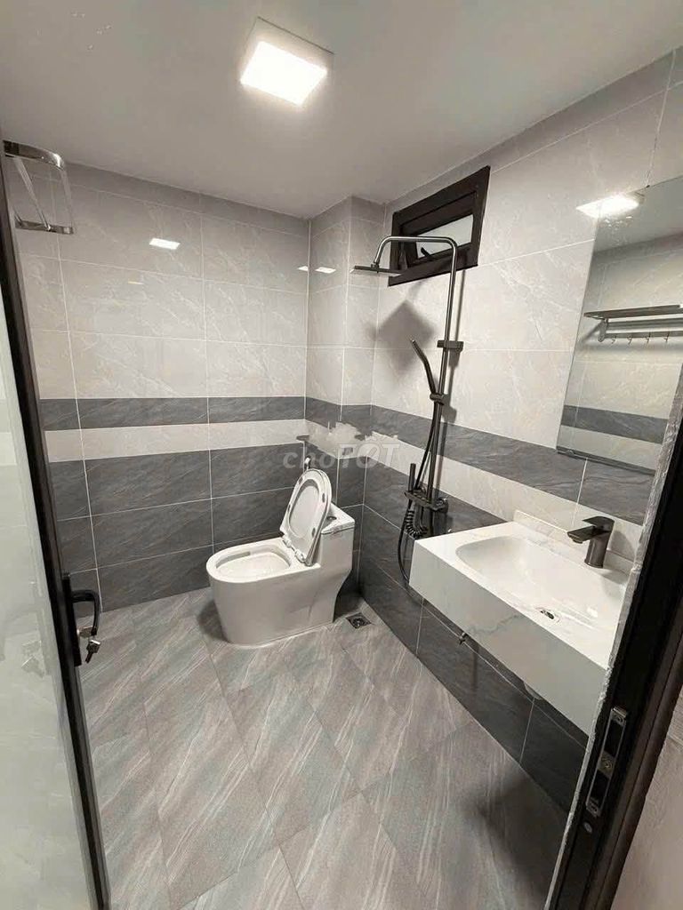 Hoàng Văn Thái, Thanh Xuân – 5 bedroom, Full suit - 12 million
