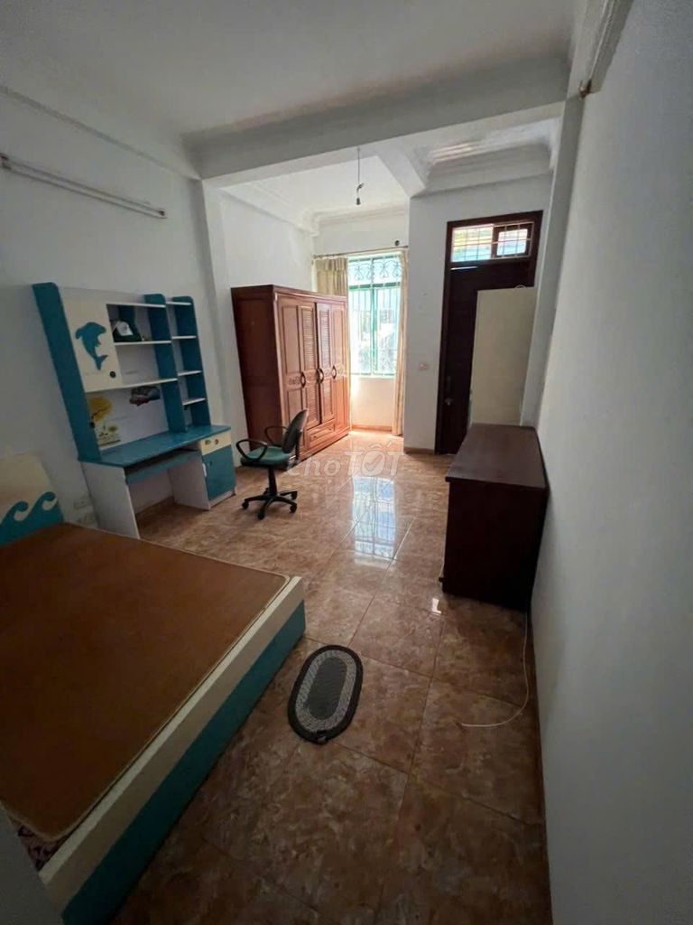 Rent your own home 48 meters x 5 floors, Route 508 Láng, Đống Đa