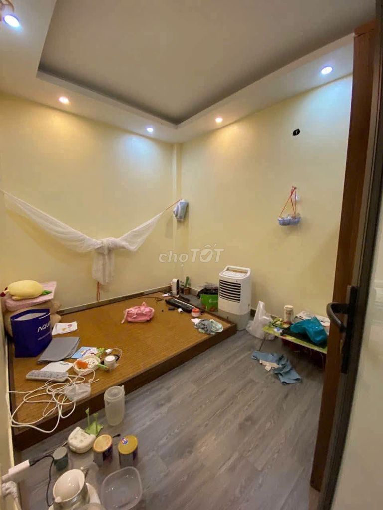 Rent the Grand Masters 35 meters x 4 T