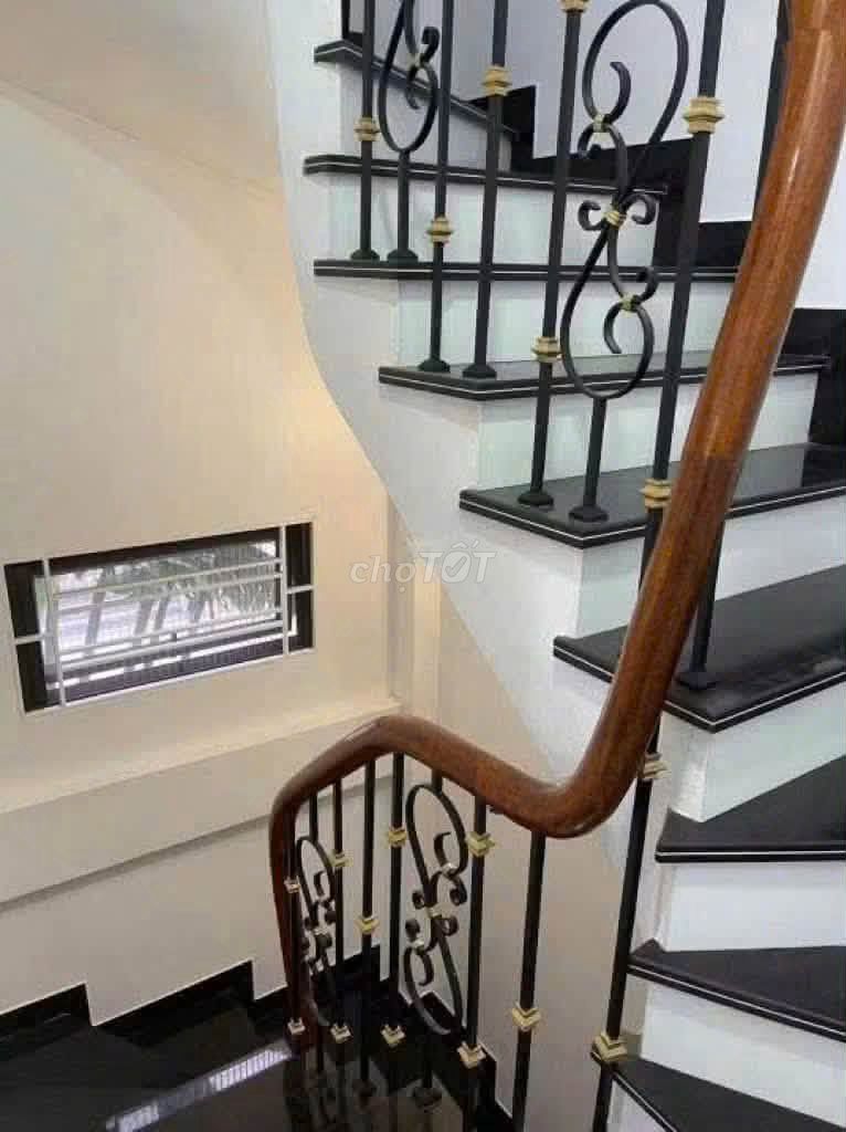Rent his own home 40 meters x 4 level Ngõ 22 Hoàng Văn Thụ, Hoàng Mai