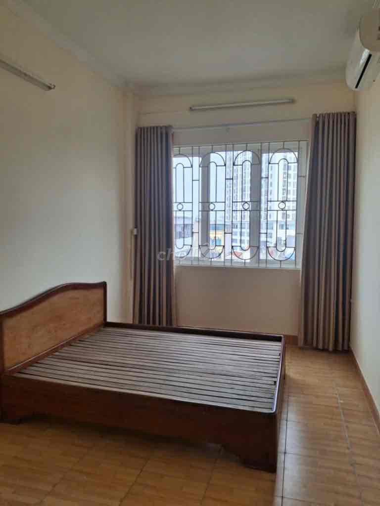 We're renting four bedrooms, number of on the street, 11 million near 2.5.