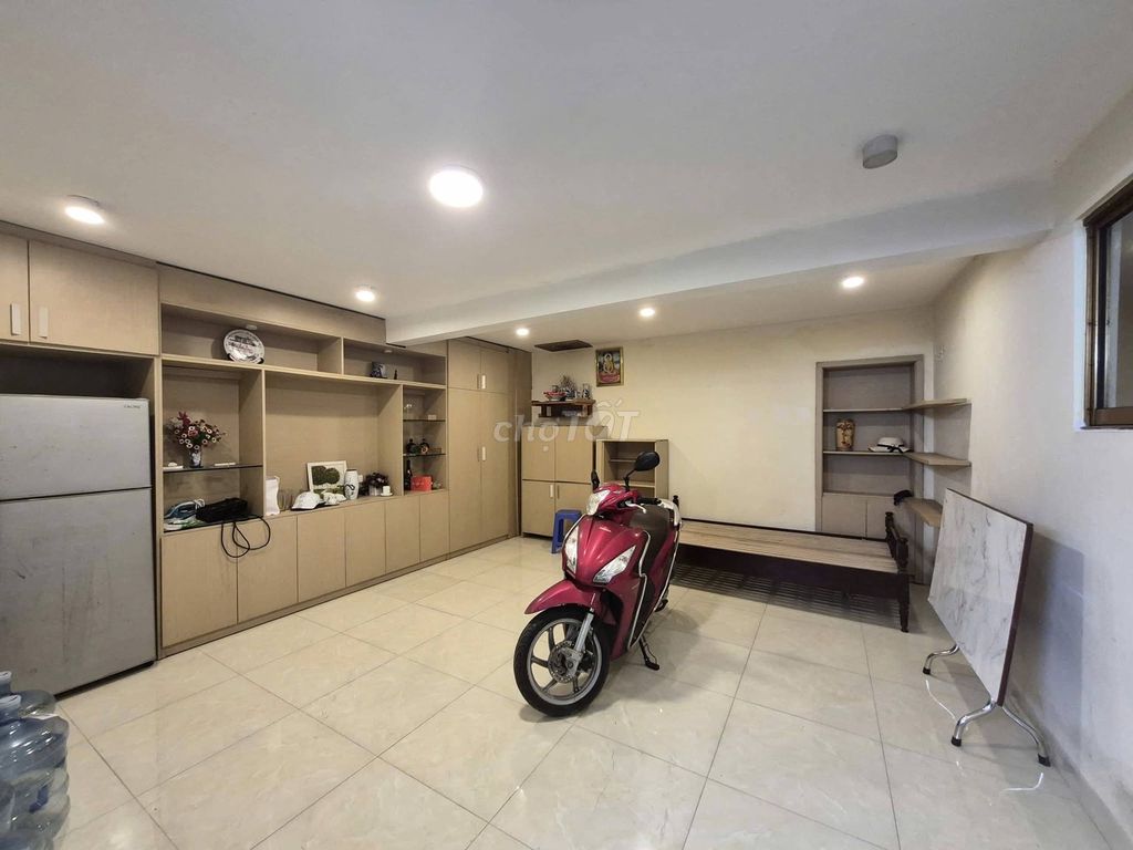 Rent the original Ngõ 241 Khâm Thiên, Đống Đa, Hanoi