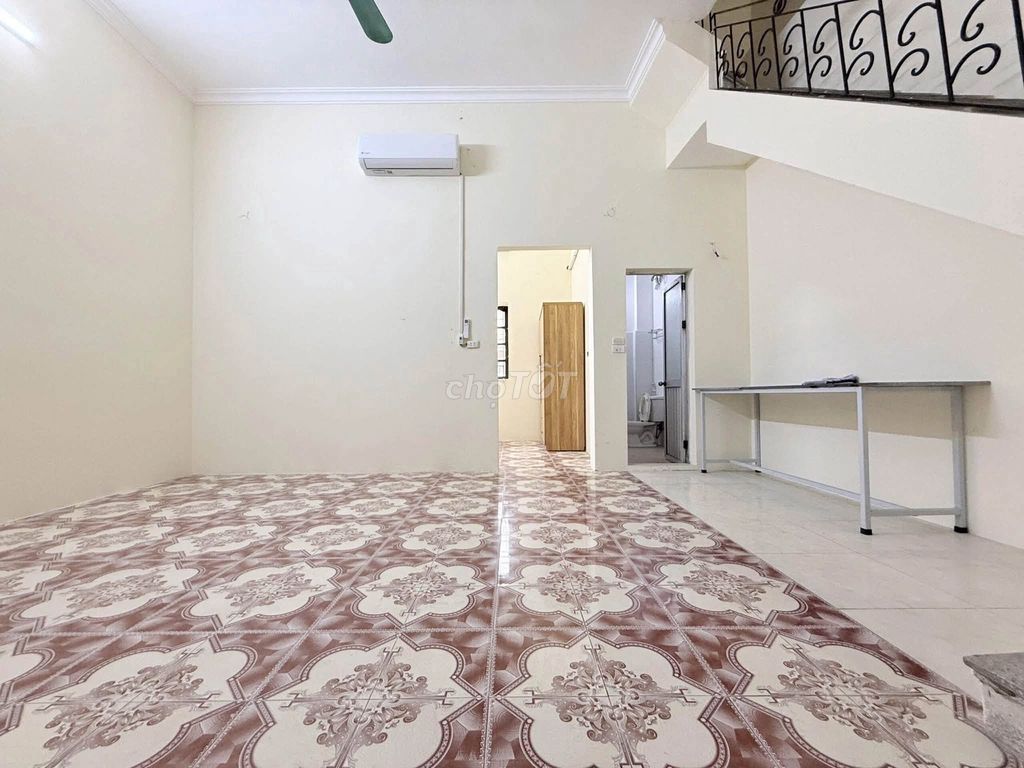 Rent the original apartment 3 floors Hoàng Mai 7 million