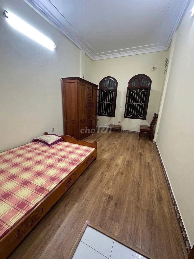 Rent the original house Shing 1, 33 meters x 4 floors, 3 bedrooms