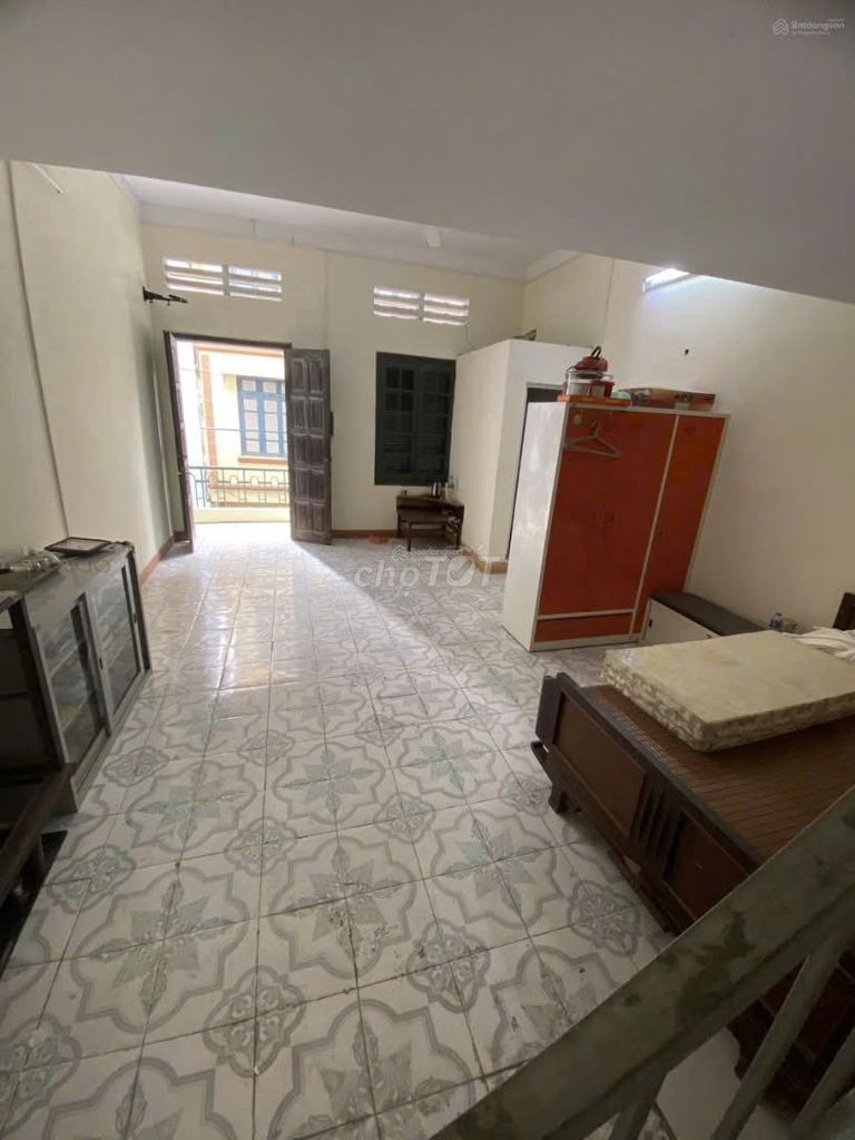 Rent the entire house 50 meters, 3 stories, 3 bedrooms, Green House