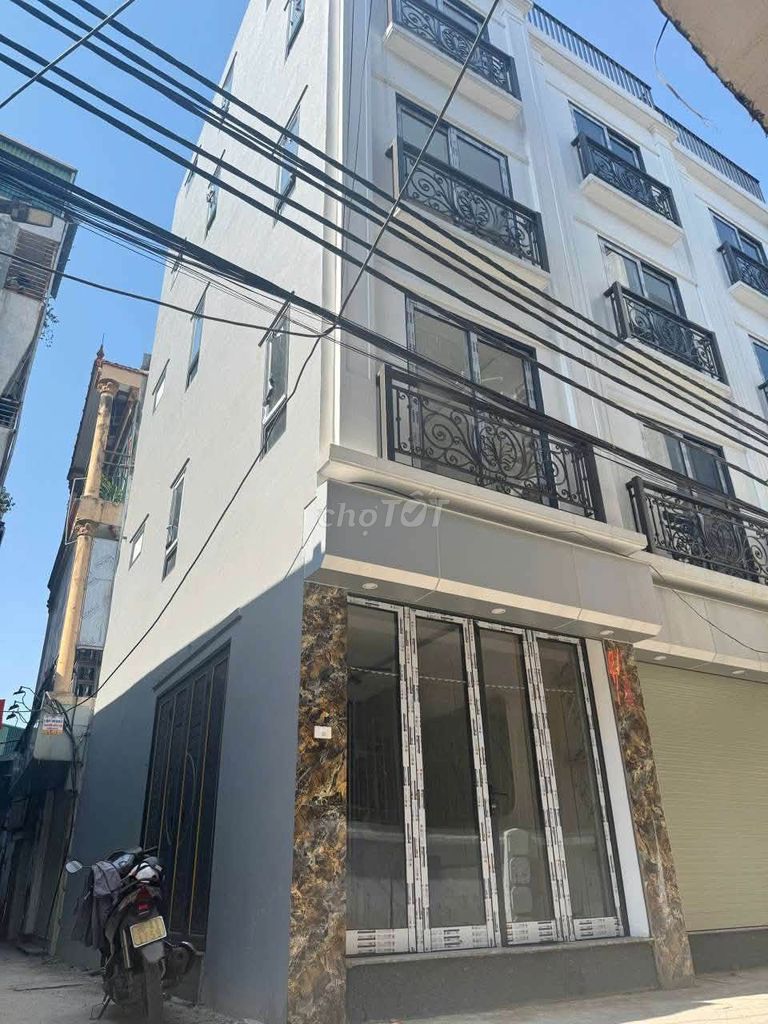 Rent a five-story Vĩnh Hưng, Hoàng Mai car loaded