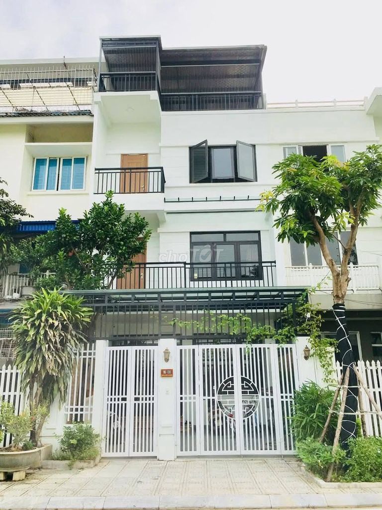 Rents 120 meters of Chinese Gardens – Gexeximco, 13 million a month
