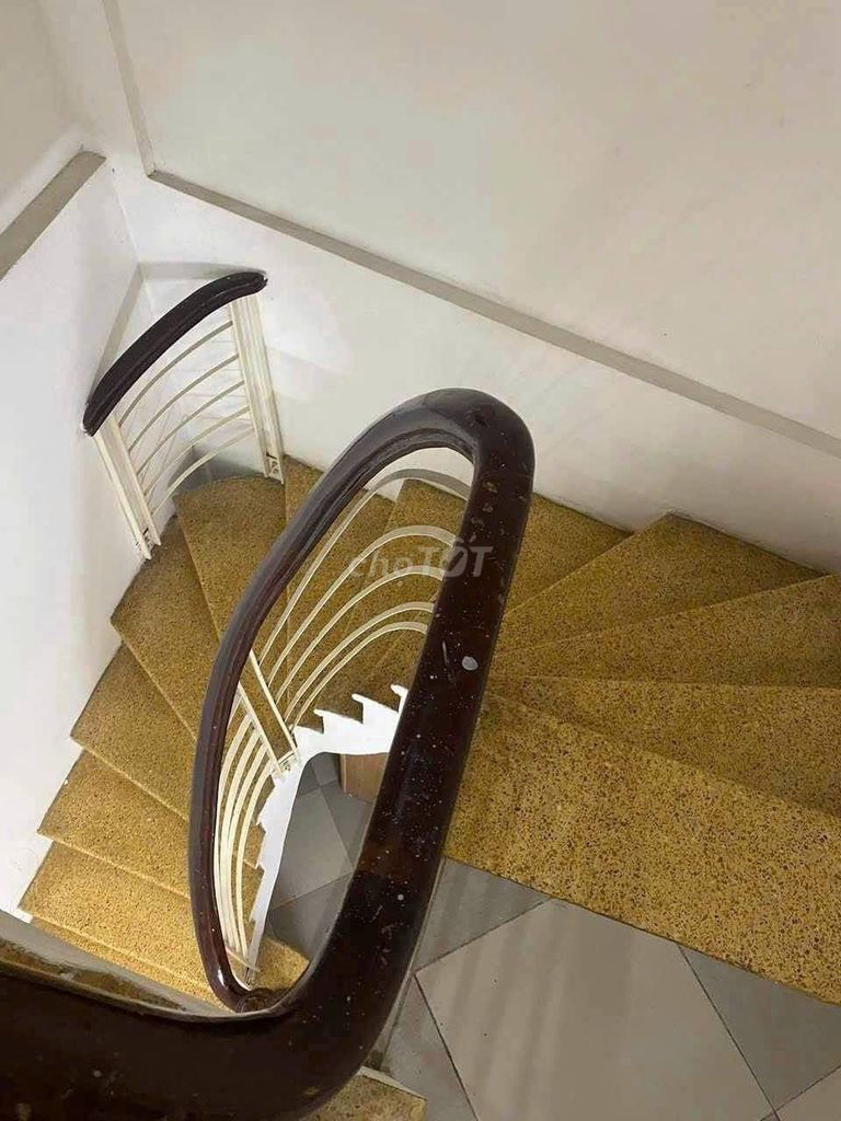 Rent 34 meters x 4 floors, KKK Trần Phú, Hà Đông