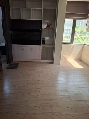 We need to rent two fronts of sector 38 ha area 6.5 x18.1 MM 4th floor bedroom 4 ws