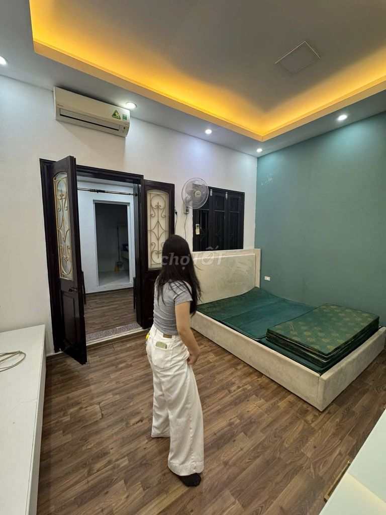 Rent the entire crew, Ba Đình-3 bedroom.