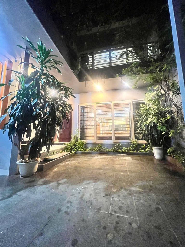 Rent a four-size Thạch Bàn bedroom, Long Biên-22 million.