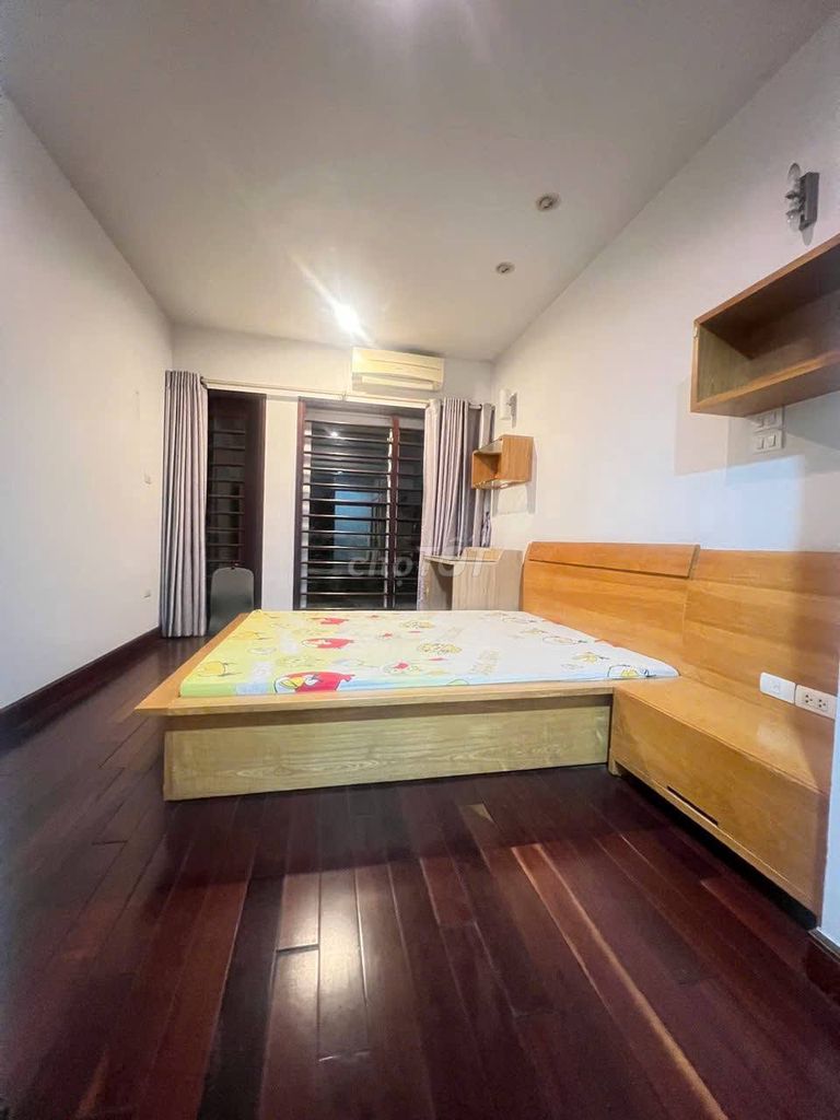 Rent a four-size Thạch Bàn bedroom, Long Biên-22 million.