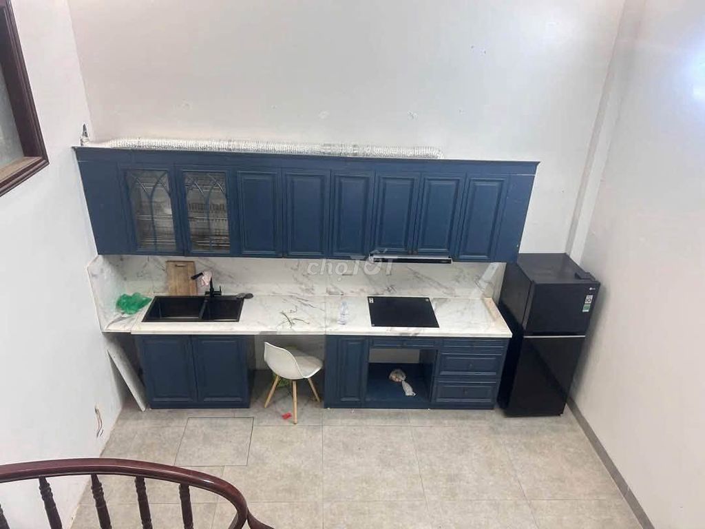 Rent your own home 50 m2 Dịch Vọng, Cầu Giấy, 8 full interior bedrooms
