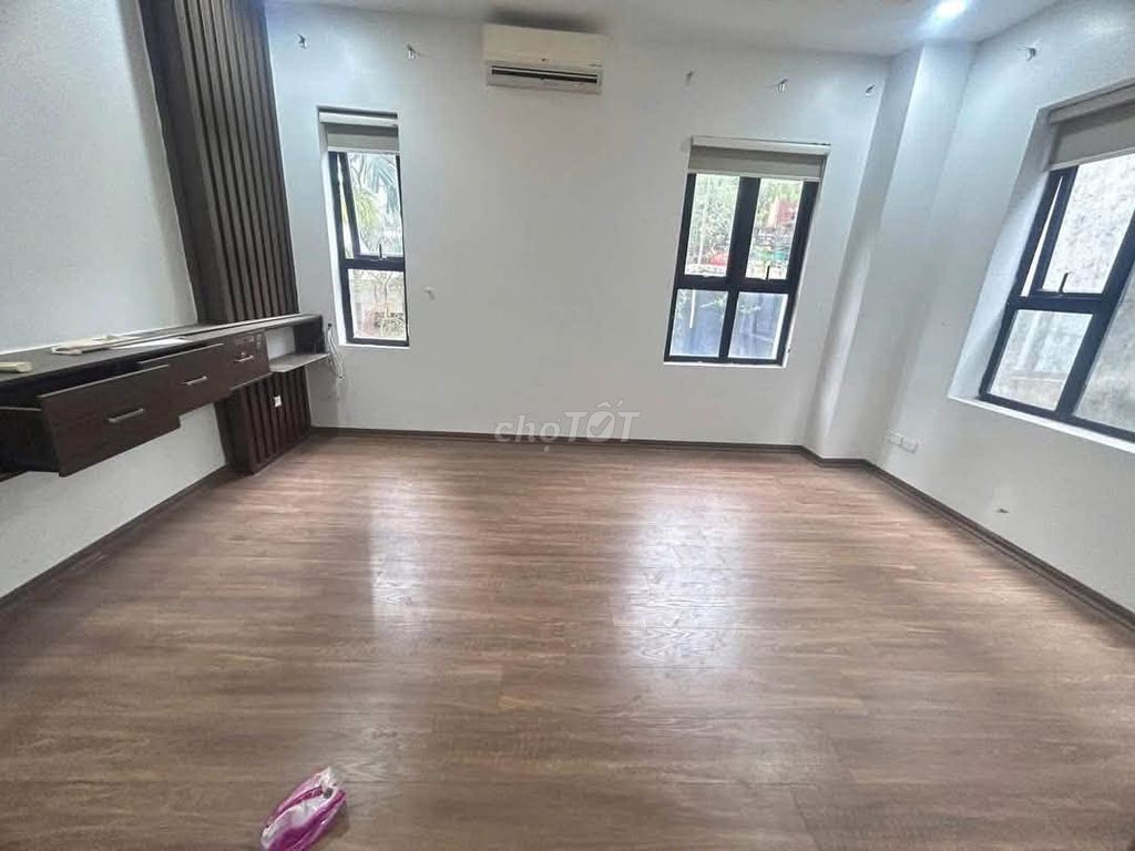 Rent your own home 50 m2 Dịch Vọng, Cầu Giấy, 8 full interior bedrooms