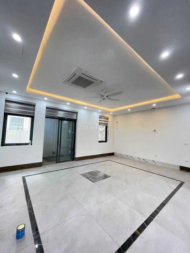 Rent a mansion downtown, Hà Đông, 35 million a month.