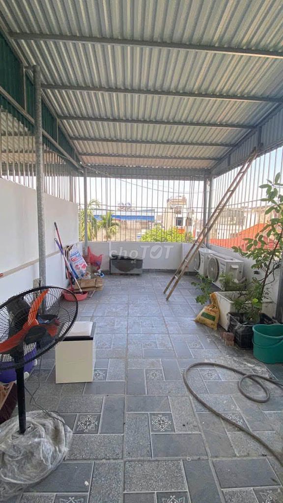 Rent a five-story Đại Đồng, Vĩnh Hưng, Hoàng Mai, 3 sleeping, 12 million