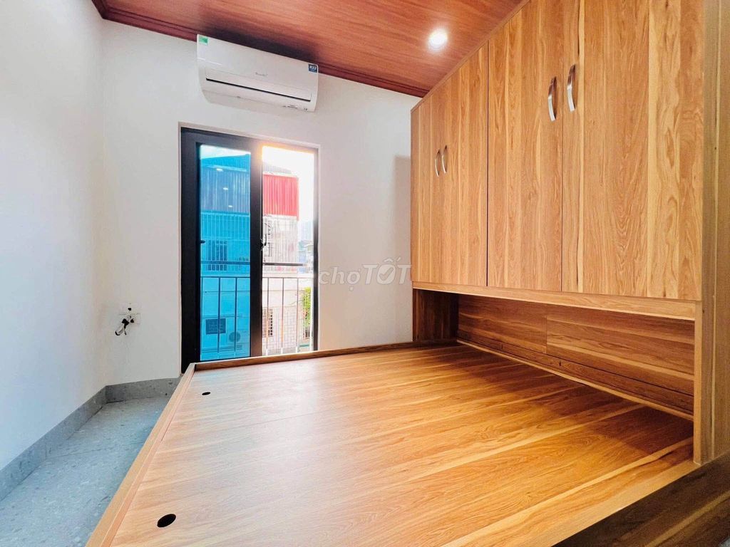 New Home 289 Vĩnh Hưng, Coolant balcony