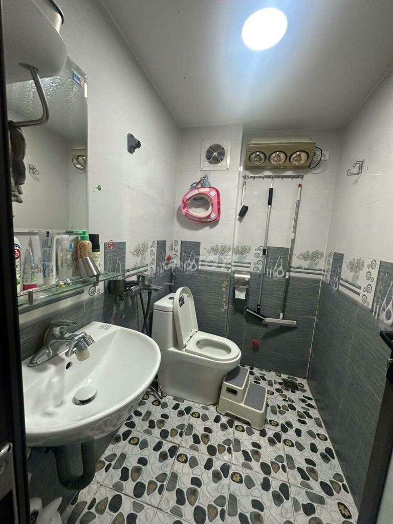 Rent Ngõ 274 Định Công, 45 m2 x 3 floors, 2 sleeps