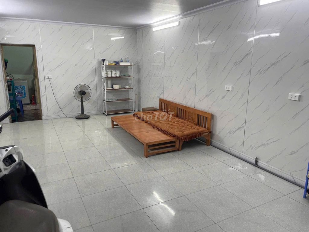 Rent an entire Bùi Xương Trạch, 7 million a month.