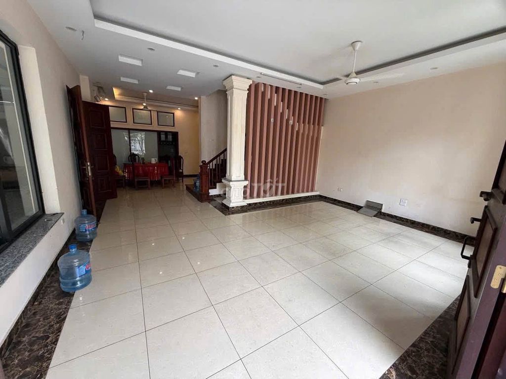 Rent a four-story house full-story furniture at Việt Hưng, Long Biên