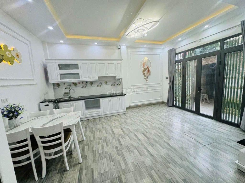 Rent a nice full interior, Quang Trung, Yên Nghĩa