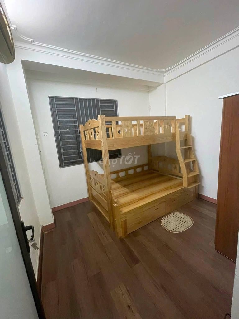 Rent the original house 30 m2 x 4 stories, Bùi Xương Trạch, Thanh Xuân