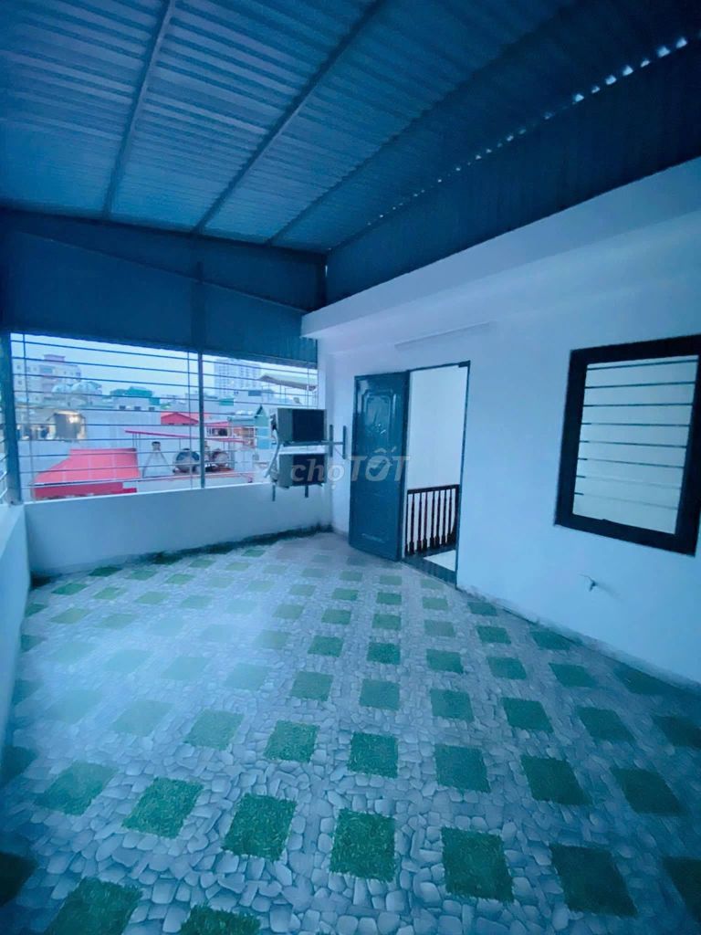 Rent the original house 38 meters x 6 floors, Ngõ 21 Lê Văn Lương, Thanh Xuân