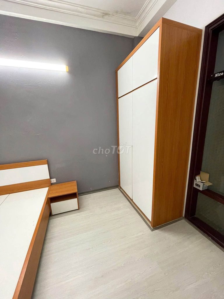 Rent Vành đai 2.5 Khương Trung Front Place, full suit