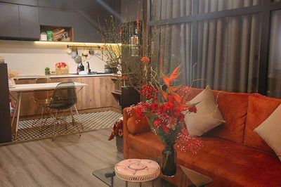 Two bedrooms. Two Y toilets. Full interior.