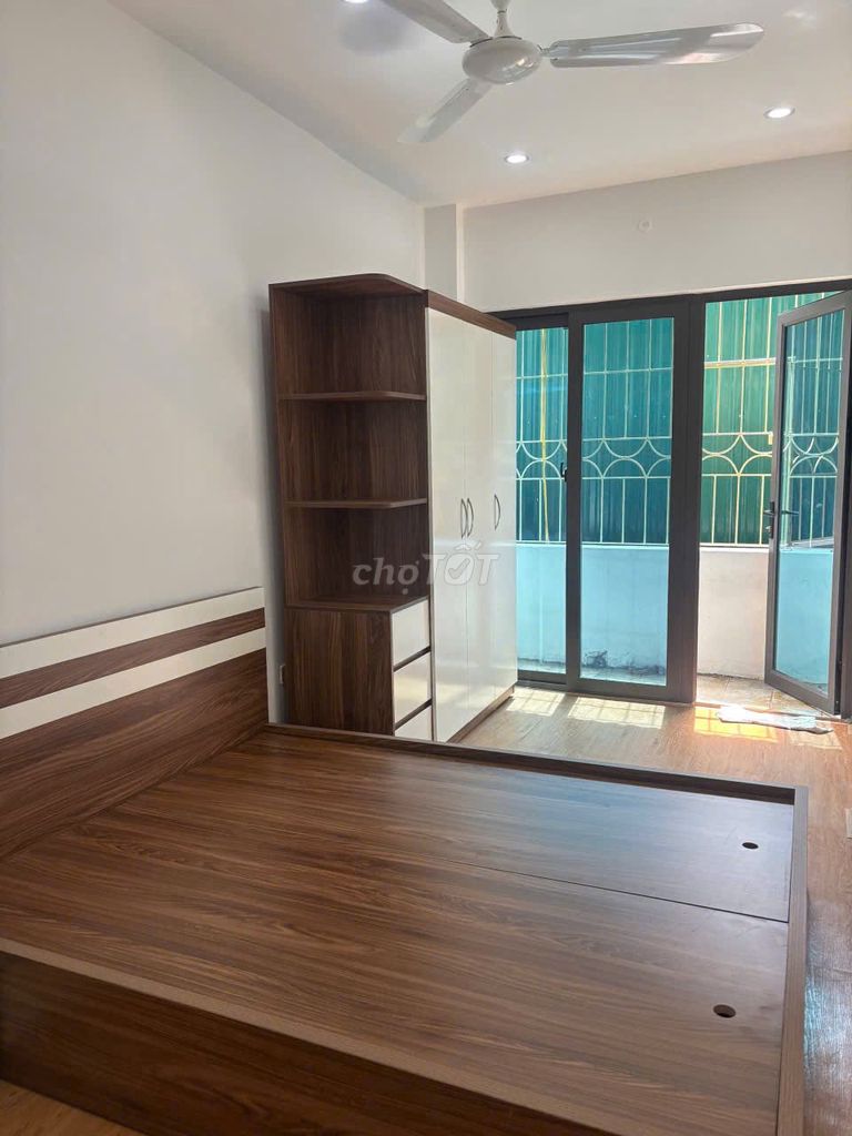 Rent Tôn Đức Thắng, Đống Đa, 5 sleeping - 12 million