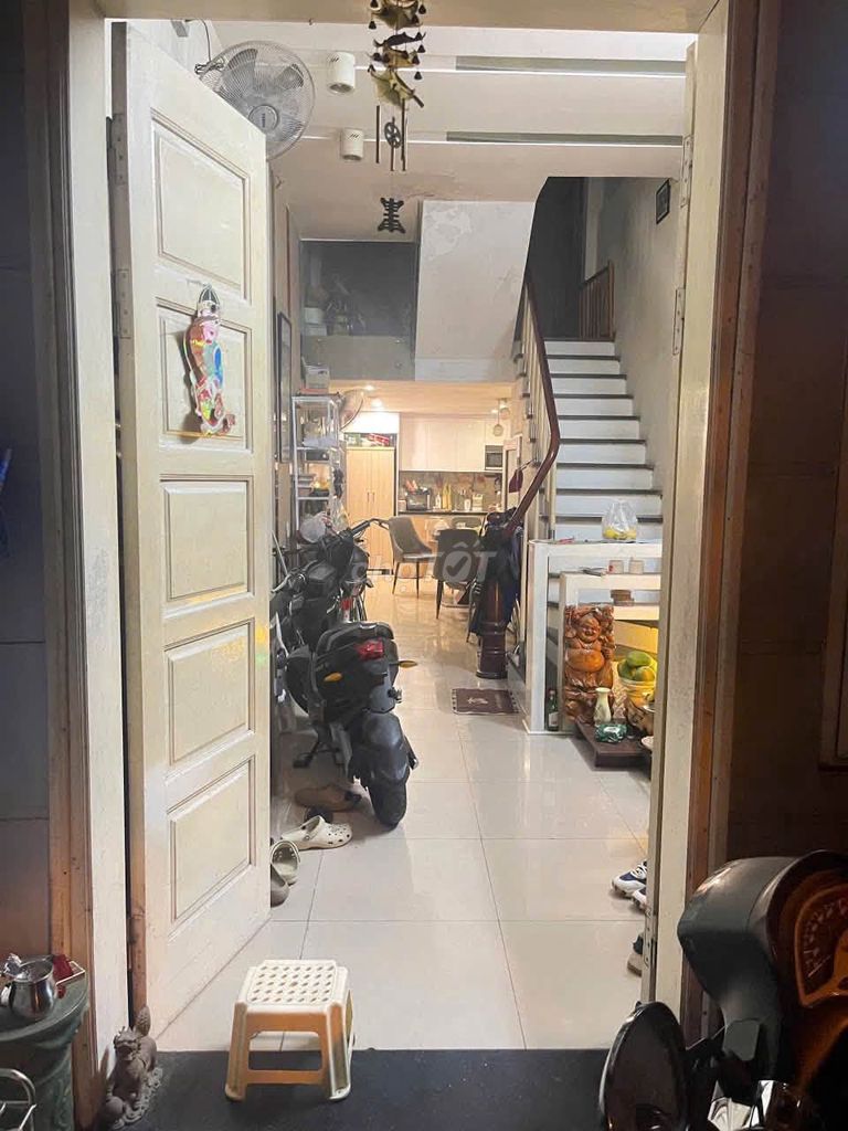 Rent Tôn Đức Thắng, Đống Đa, 5 bedrooms, Full stuff, 15 million a month.