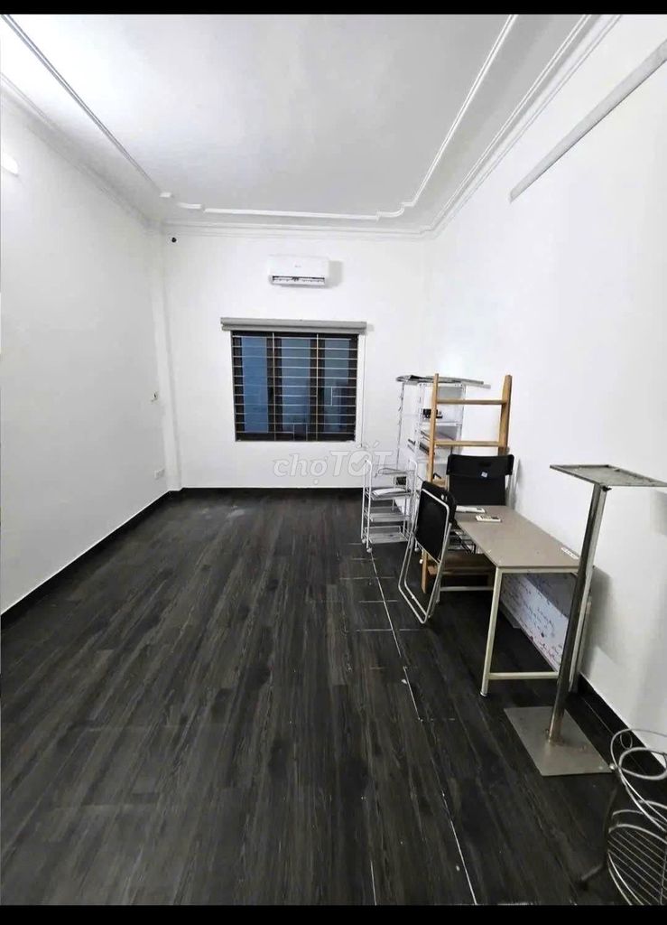 Rent the original Ngõ 13 Yên Hoà, Cầu Giấy, 12.5 million.