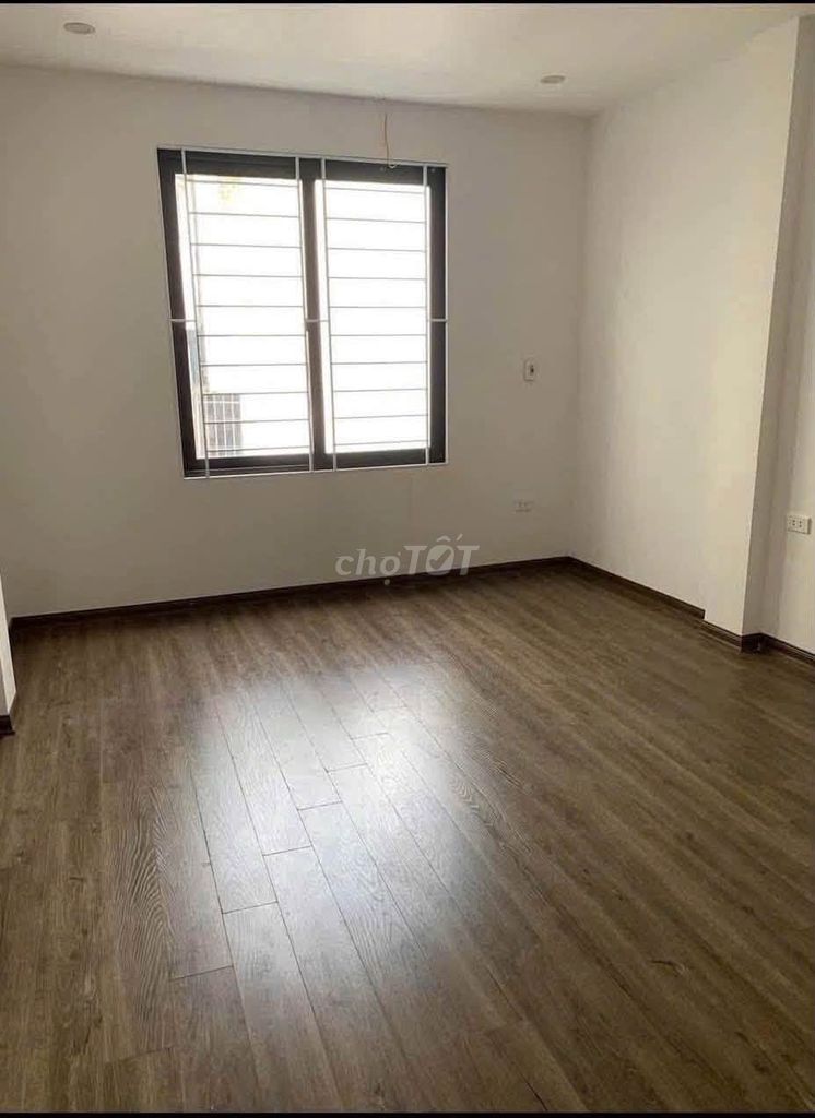 Renting his own home 55 meters 2 x 5th floor of Literature, Đống Đa